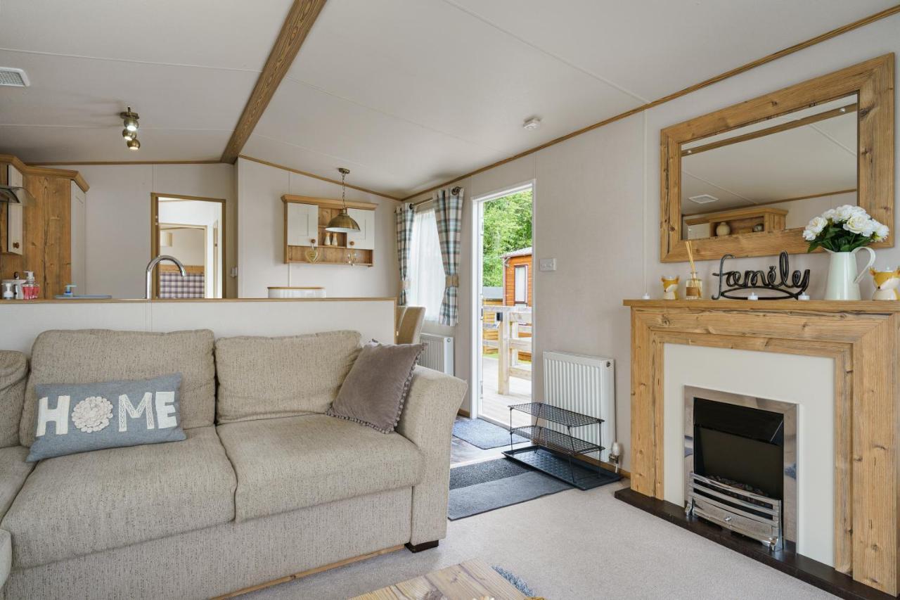 Dunroamin Lodge Aviemore Eksteriør billede