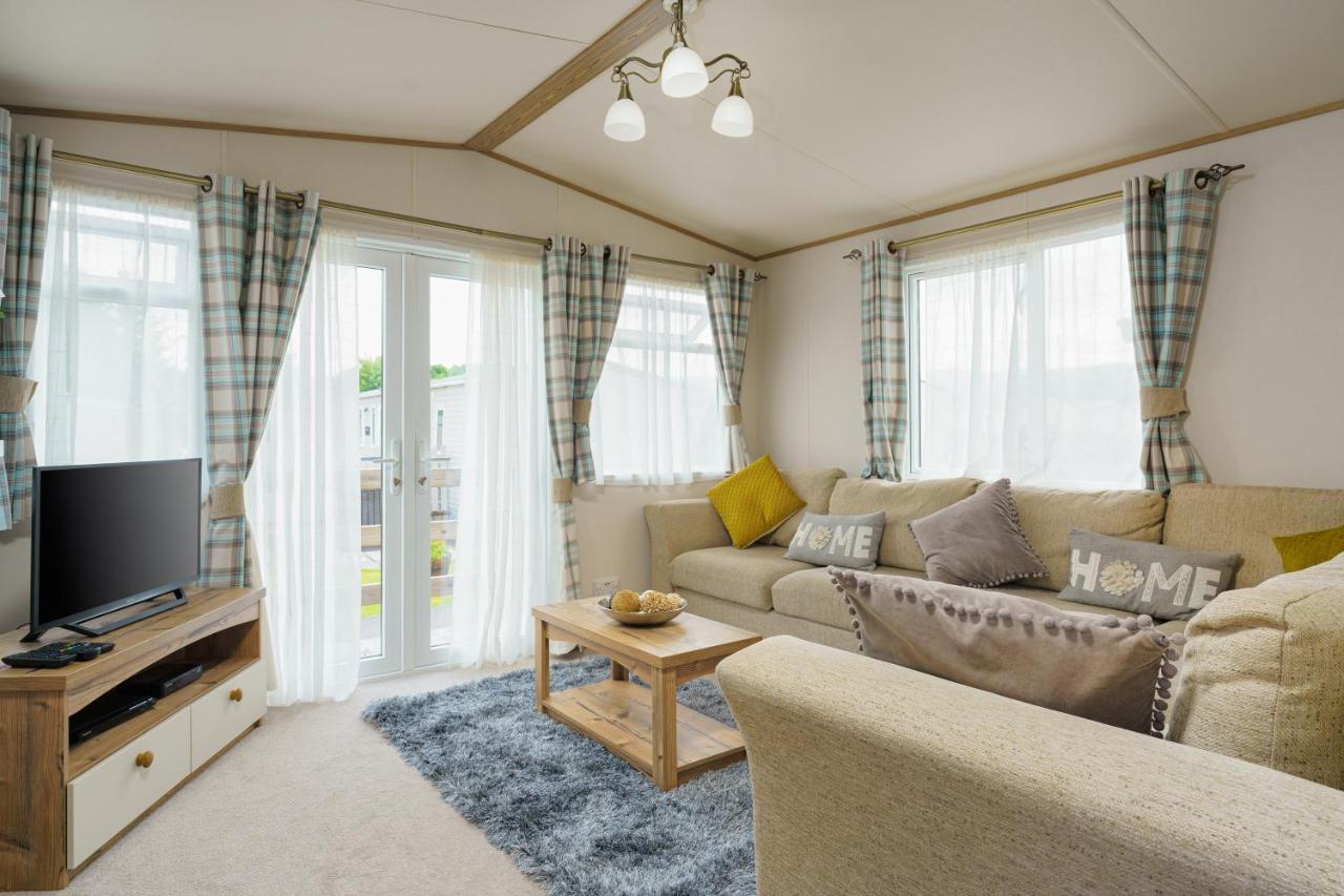 Dunroamin Lodge Aviemore Eksteriør billede